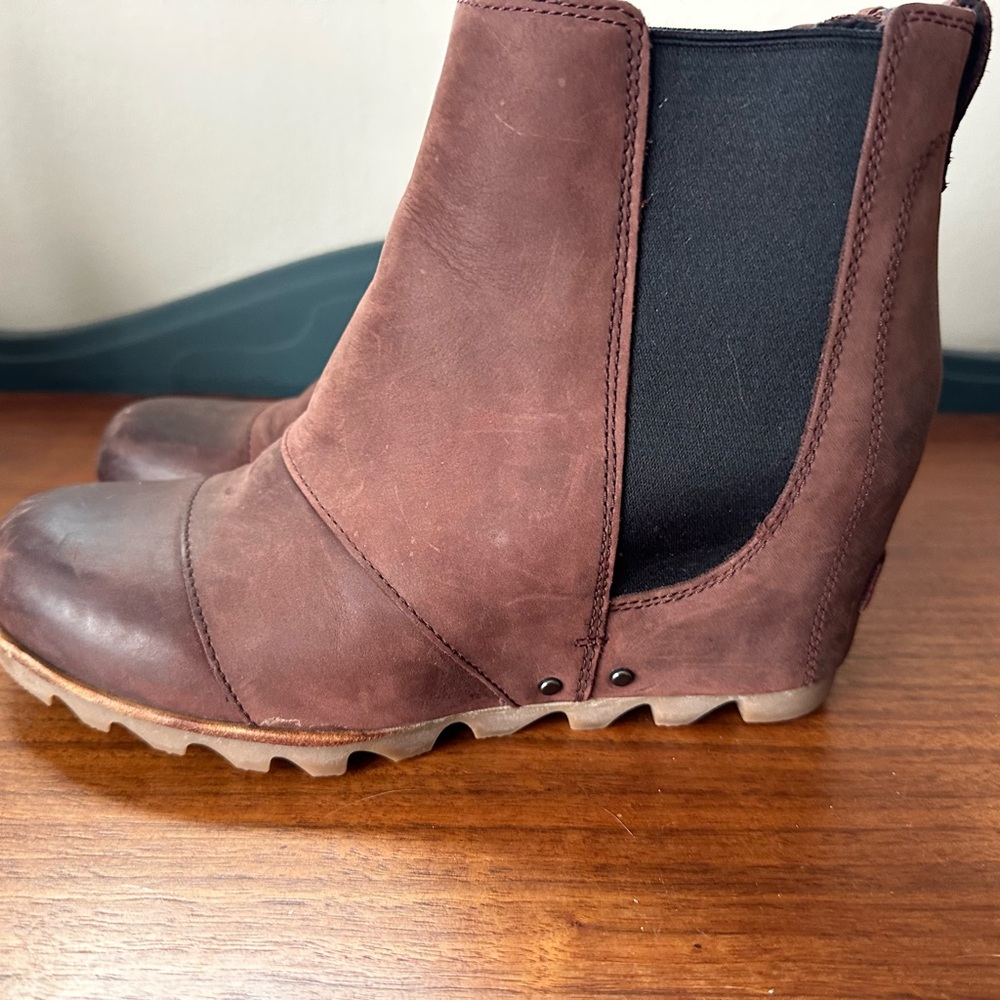 SOREL Joan of arctic wedge boot